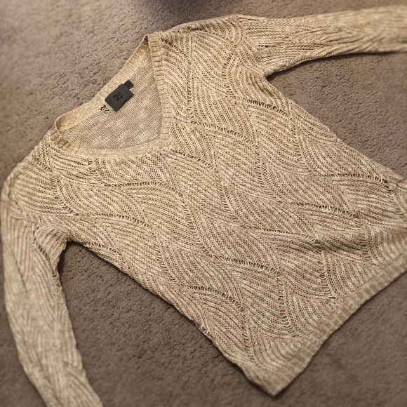 Beige/cream v neck sweater - Picture 1 of 1
